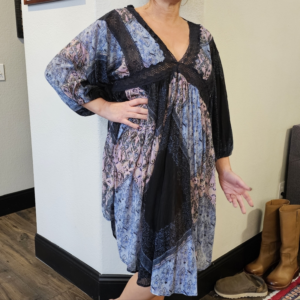 Beautiful Free People Blue Purple Dress With Lace Trim Small Sheer High Sides.